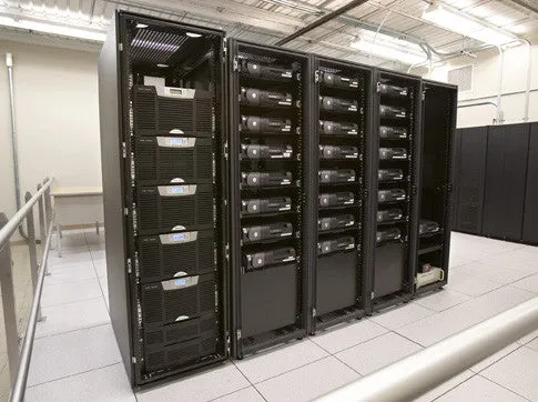 BladeUPS 24kW N 1 System with Internal Batteries (60kW Bar) BLADE-24R09