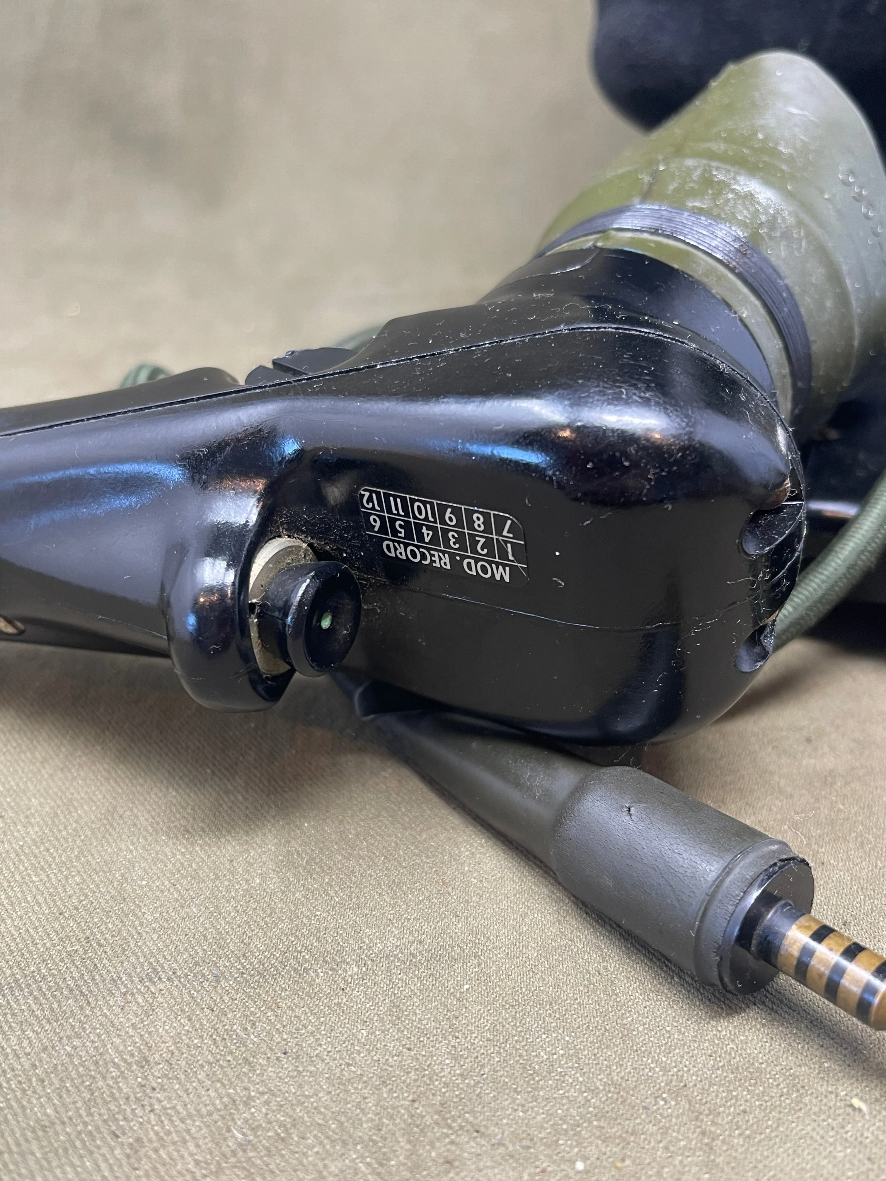 British Army, c1960, Larkspur A41 Tank Commanders Communications Headset and Handheld push-to-talk (PTT) Microphone