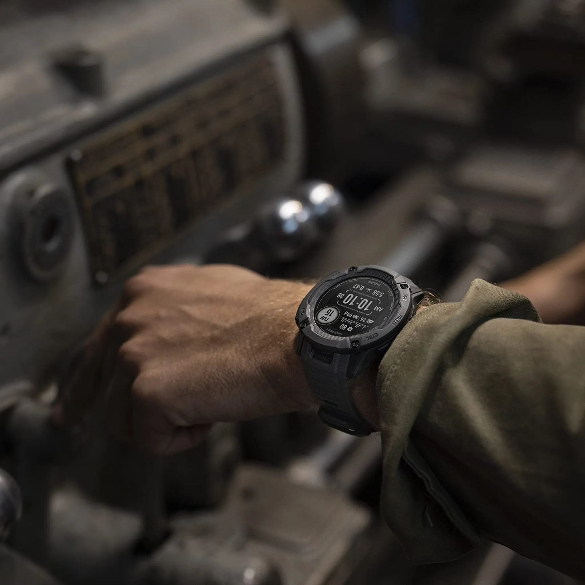 Garmin Instinct 2X Solar - Tactical Edition, Rugged GPS Smartwatch, (Coyote Tan0