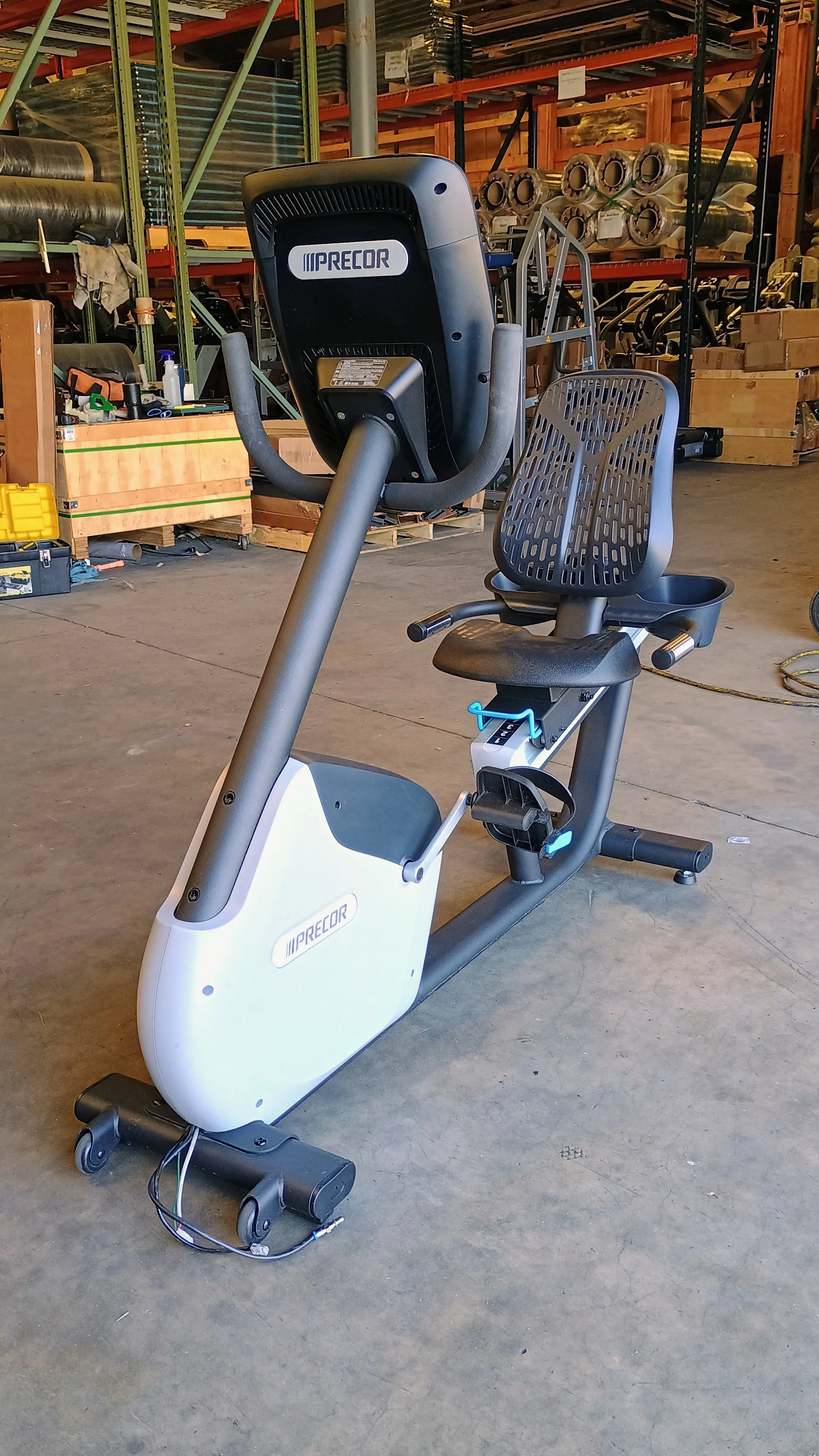 Precor RBK Recumbent Bike 685-665-635 w/ P82 Console (USED)