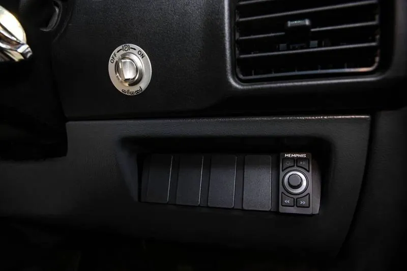 Rugged Rocker Switch Panel - OBS - Lower Dash - Ford Bronco - F150 - F250