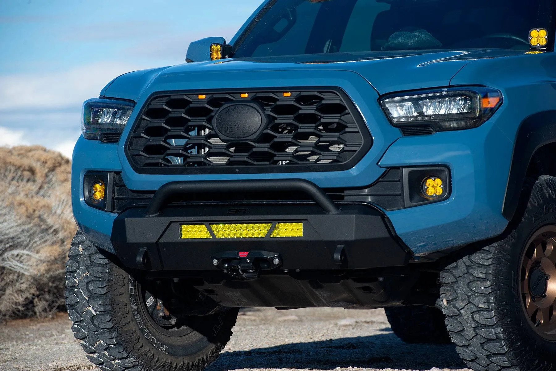 Warn VR EVO 10-S 10,000lb Winch w/ Synthetic Cable (103253)
